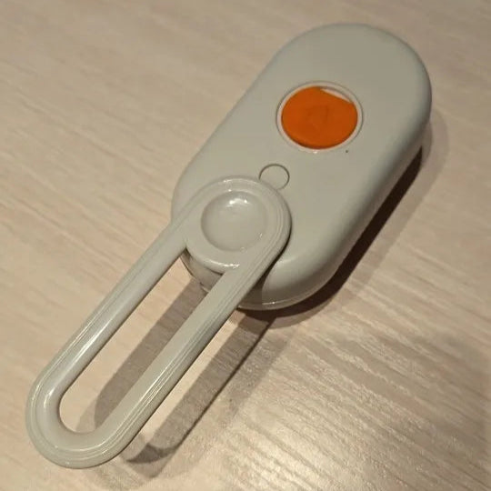 Steamy Pet Grooming Brush