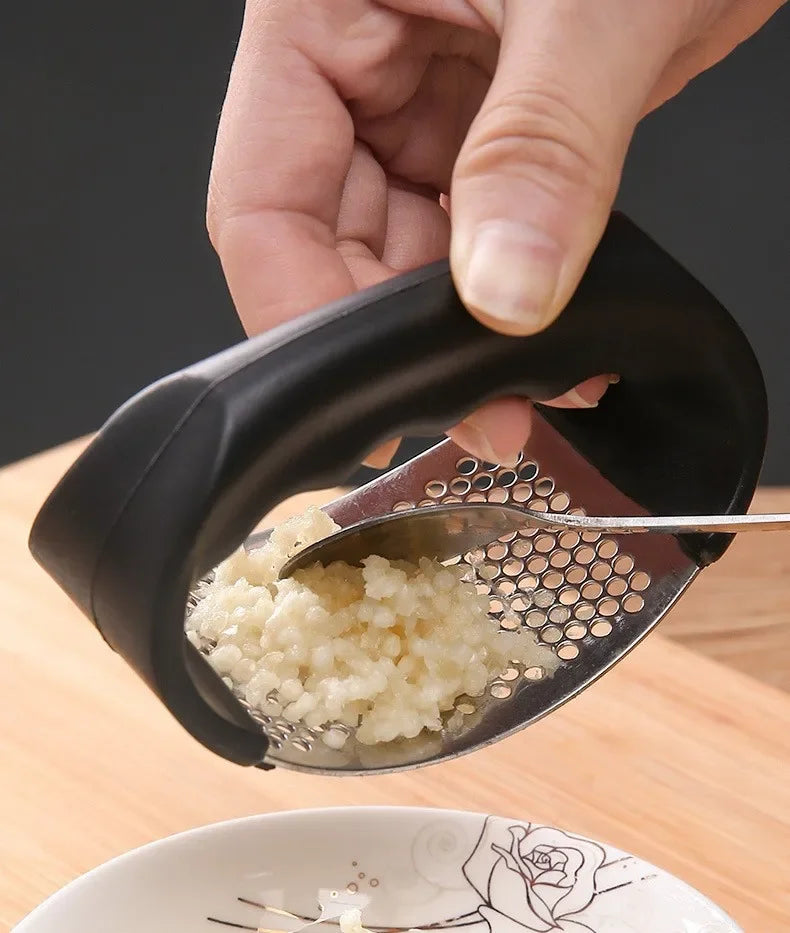 Eazy Garlic Chopper
